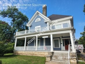 Building Photo - 901 SW Buchanan St