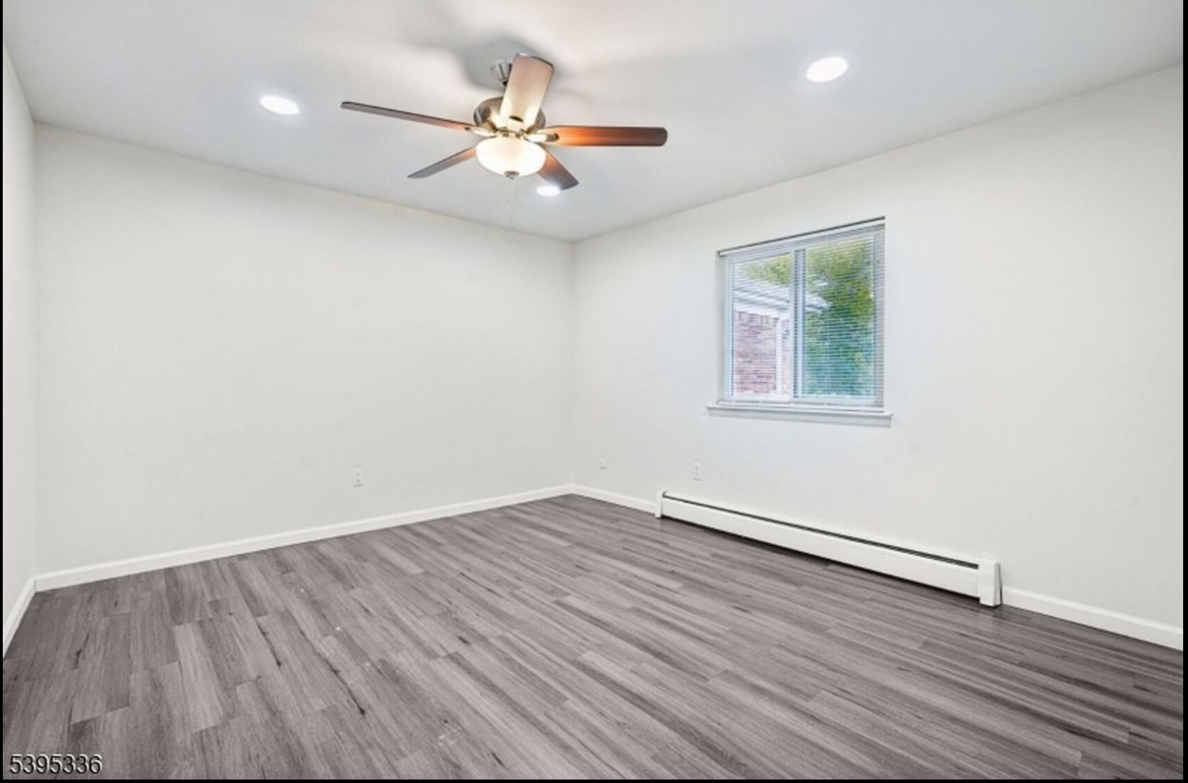 Building Photo - 189 Littleton Rd