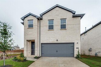 Building Photo - 832 Santa Lucia Dr