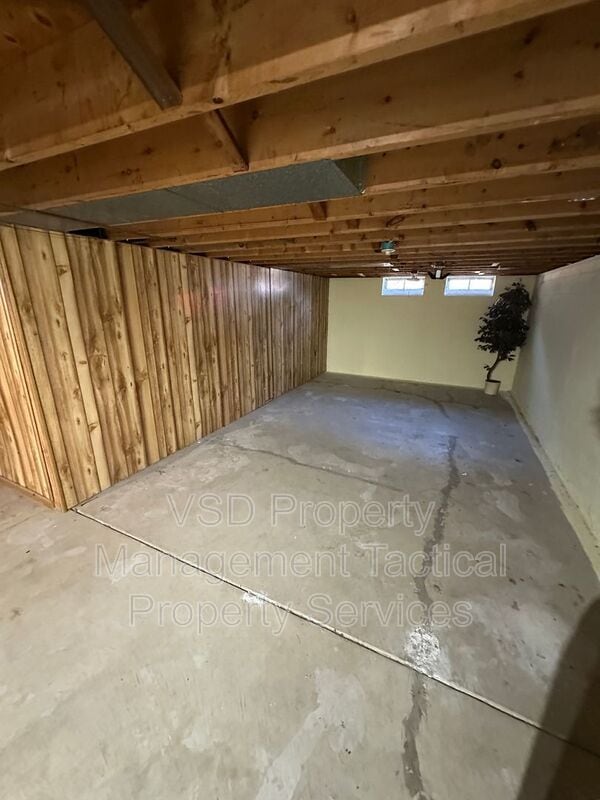 Building Photo - 6188 Cabrini Ln