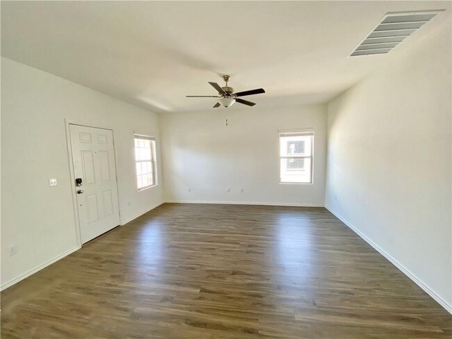 Building Photo - 7412 Tonka Ln