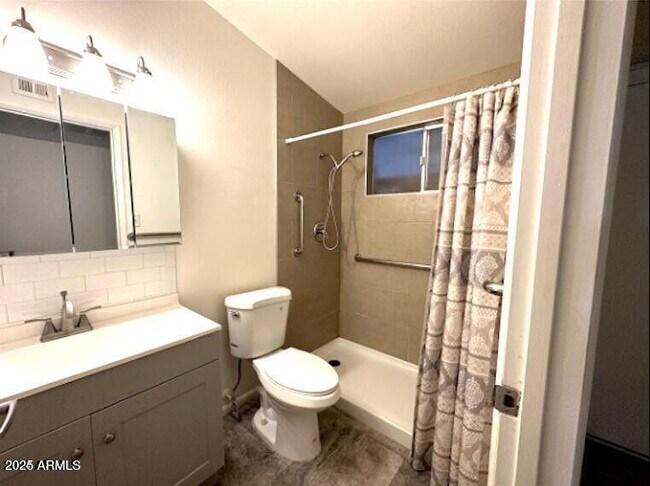 Building Photo - 10362 W Oakmont Dr