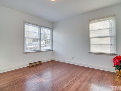 Building Photo - 313 Raynor St