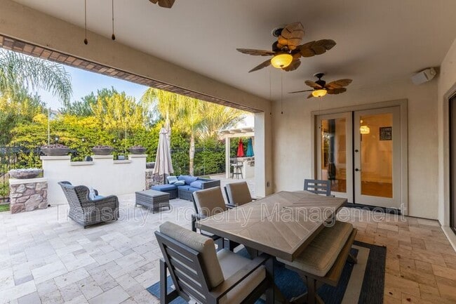 Building Photo - 1636 E Sattoo Way