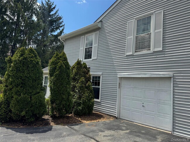 Building Photo - 24 Olde Wagon Rd