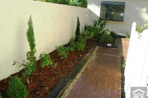 Building Photo - 13 Rockrose Way