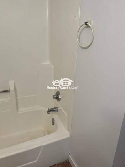 Building Photo - 431 S 7th St