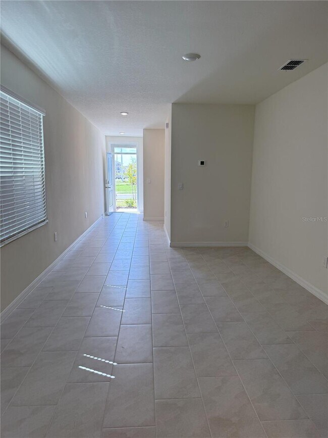 Building Photo - 3483 Costello Cir