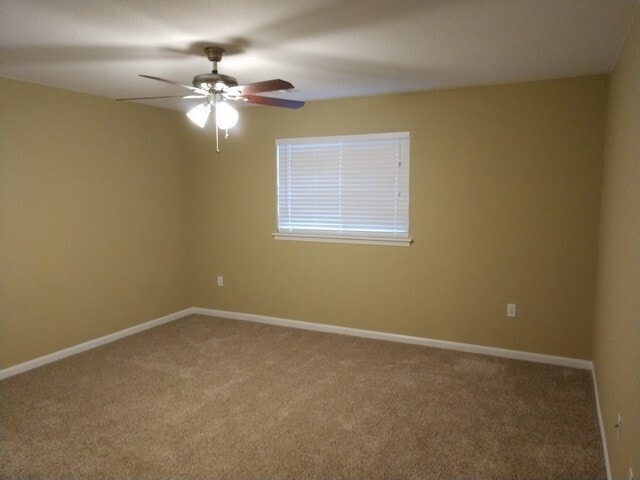 Building Photo - Large 3 Bed/ 2 Bath Townhome on West Side!