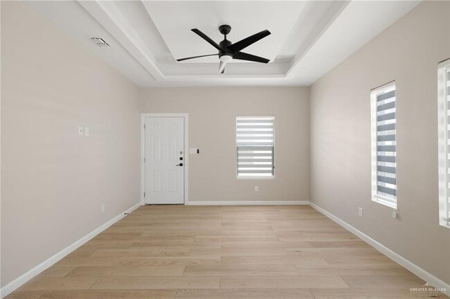 Building Photo - 22 Ozark Ave