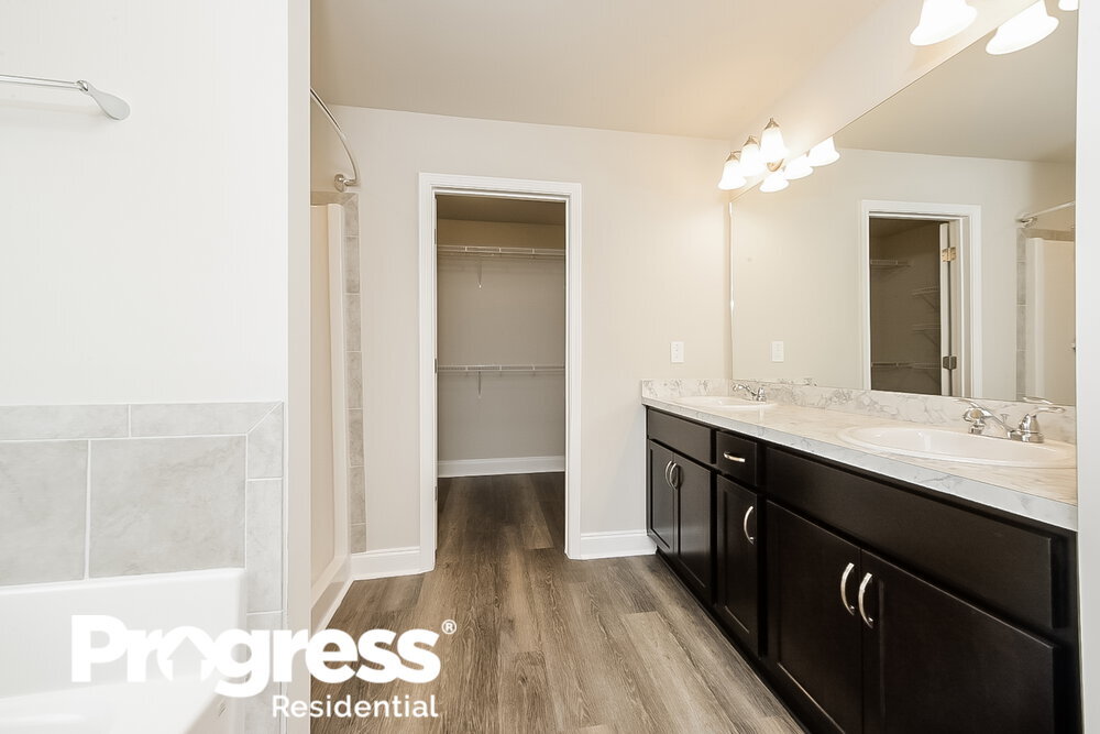 Building Photo - 52 Lafayettes Landing