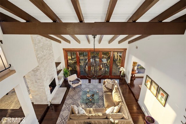 Building Photo - 314 S La Esperanza