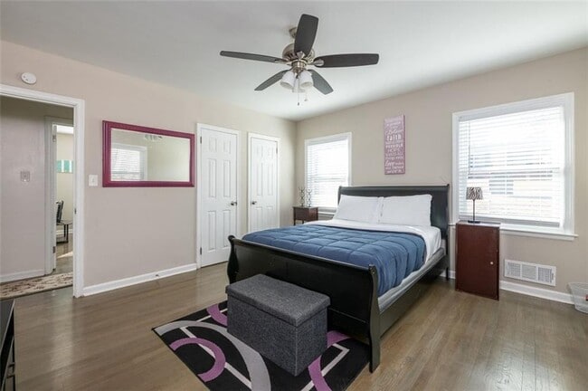 Building Photo - 2551 Headland Dr