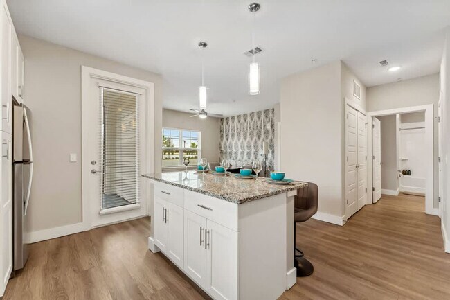 Building Photo - 12630 Dream Fls Cir