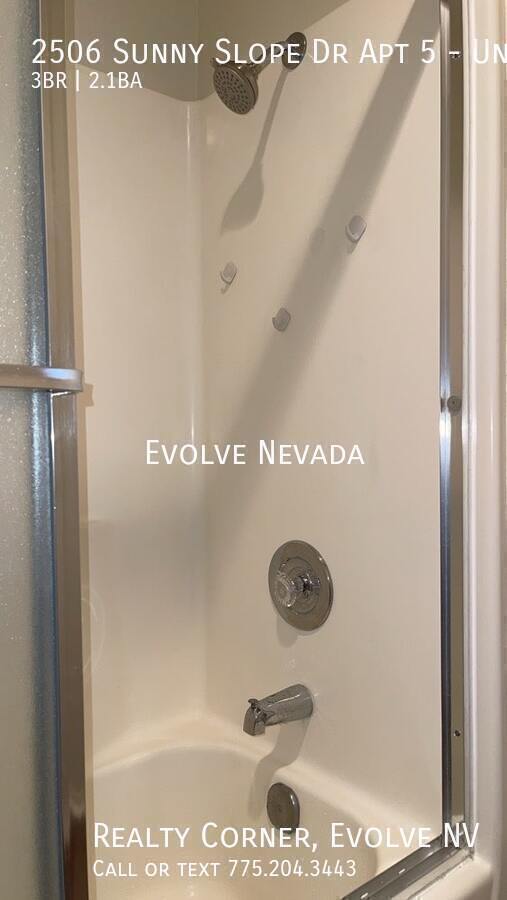 Building Photo - 2506 Sunny Slope Dr