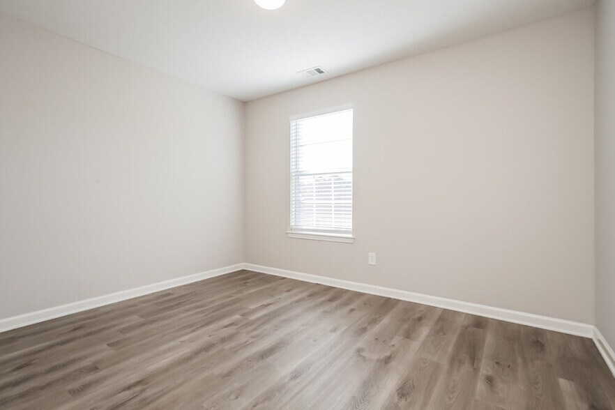 Building Photo - 213 Siesta Key Ct