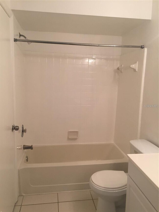 Building Photo - 4528 Commander Dr