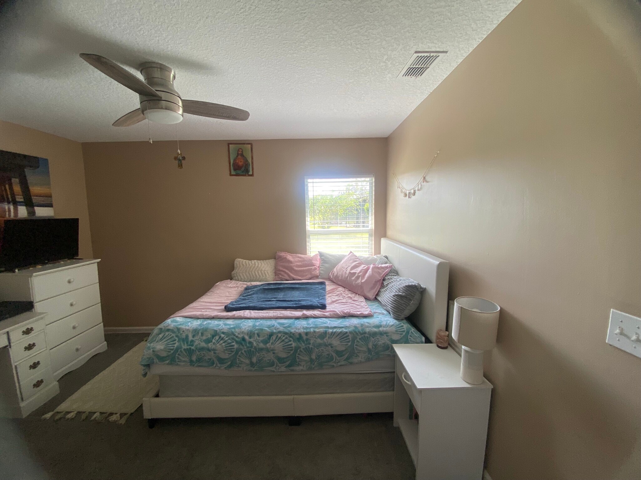 Building Photo - 437 Lake Monroe Pl