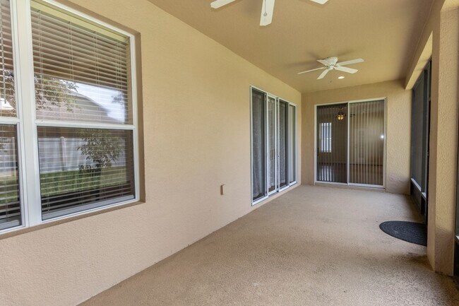 Building Photo - BEAUTIFUL 5 Bedroom/4 Bath Home Located in...