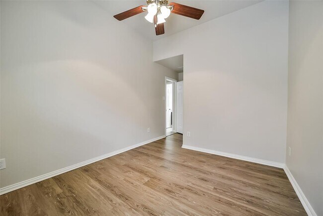 Building Photo - 2718 Misty Laurel Ct