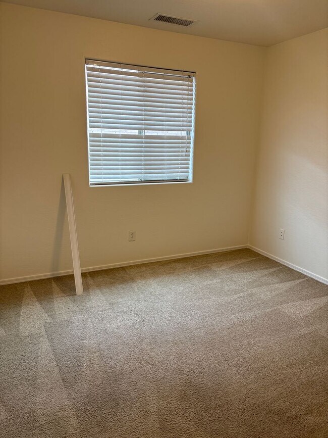 Building Photo - Home For Rent- Sunset Vista