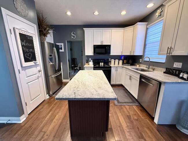 Building Photo - 5208 Aspenwood Dr