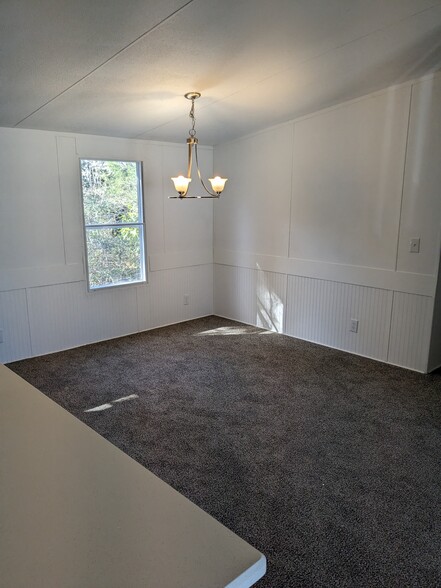 Dining Area - 603 E Pine Ave