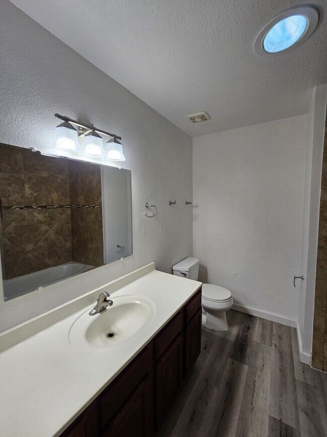 Building Photo - Updated 4BR Home | Pool + 2 Car Garage | Single Level