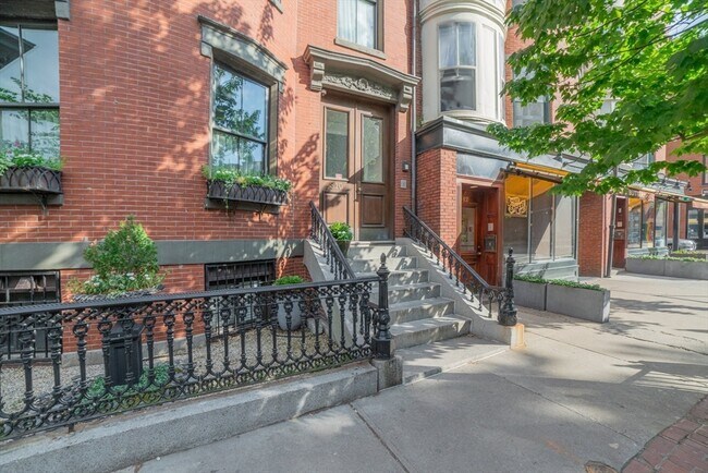 Building Photo - 310 Shawmut Ave