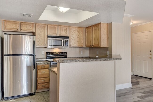 Building Photo - 8600 W Charleston Blvd