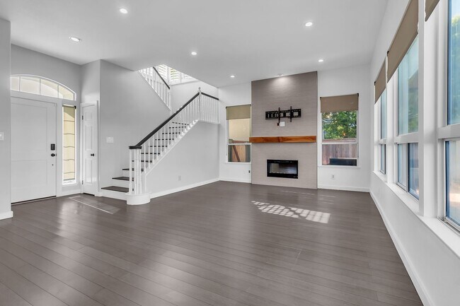 Building Photo - 1 Northern Pine Loop