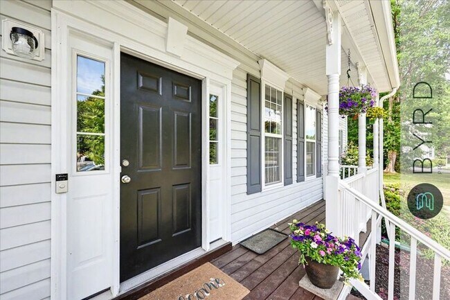 Building Photo - 6794 Sassafras Dr