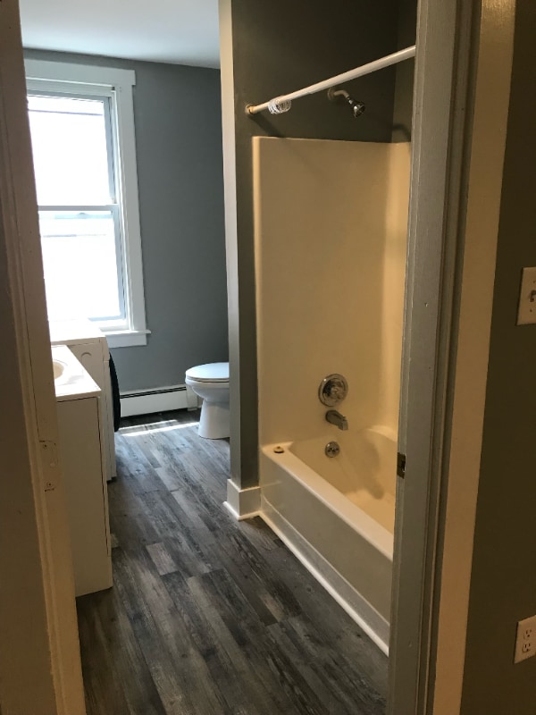 Building Photo - 360 Cumberland Ave