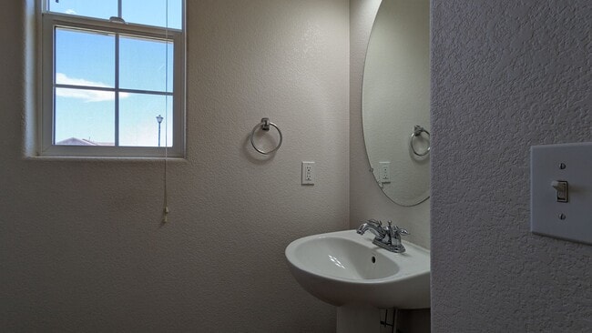 Building Photo - 11842 Asplund Grove