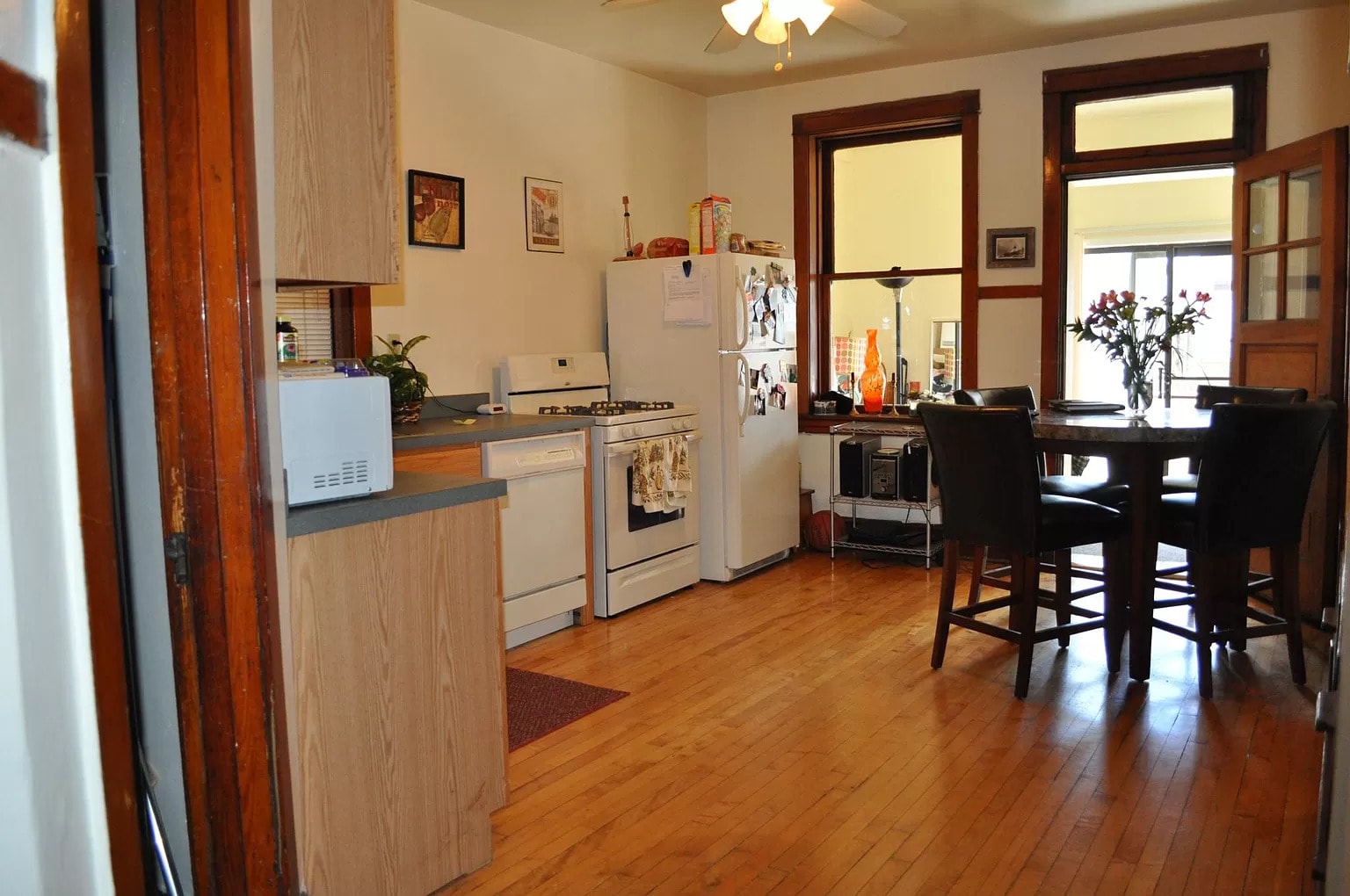 Building Photo - 2319 W School St