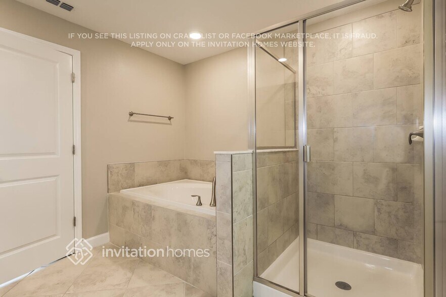 Building Photo - 8515 Houndstooth Enclave Dr