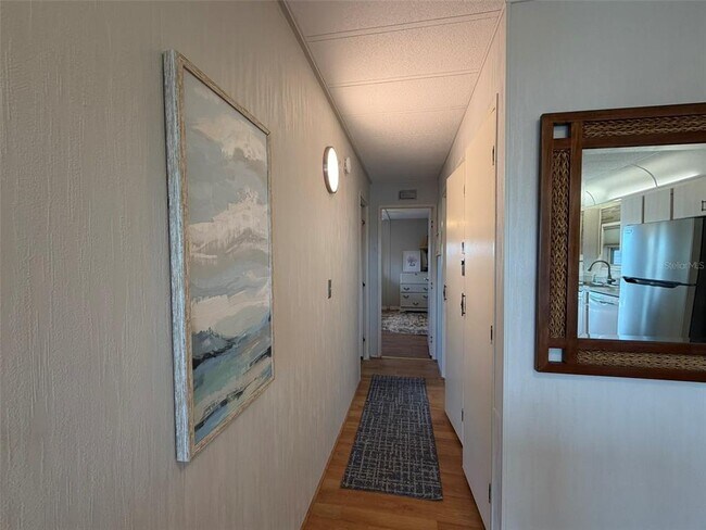 Building Photo - 542 Tampico Dr