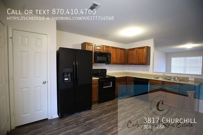 Building Photo - $900 move in special!! Beautiful 3 bed / 2...