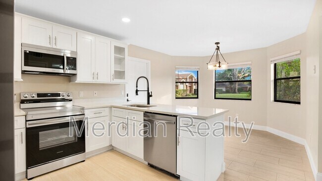 Building Photo - 7972 Snowberry Cir