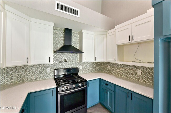 Building Photo - 2013 Sun Country Dr