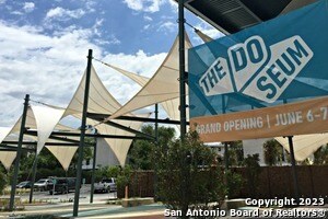 Building Photo - 626 E Woodlawn Ave