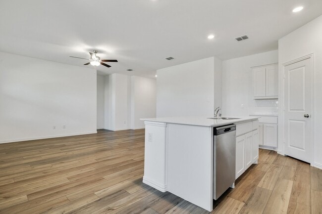 Building Photo - 1500 Van Gogh Dr