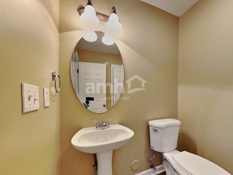 Building Photo - 6818 Audrianna Ln