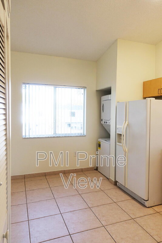 Building Photo - 6425 SW 130th Pl