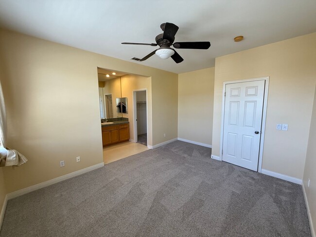 Building Photo - Luxury 5 Bedroom, 4.5 Bath Home in Otay Ra...