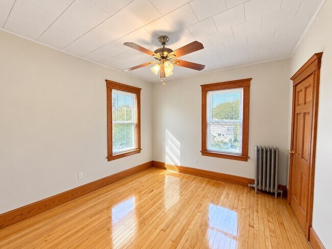 Building Photo - 51-53 Marblehead St