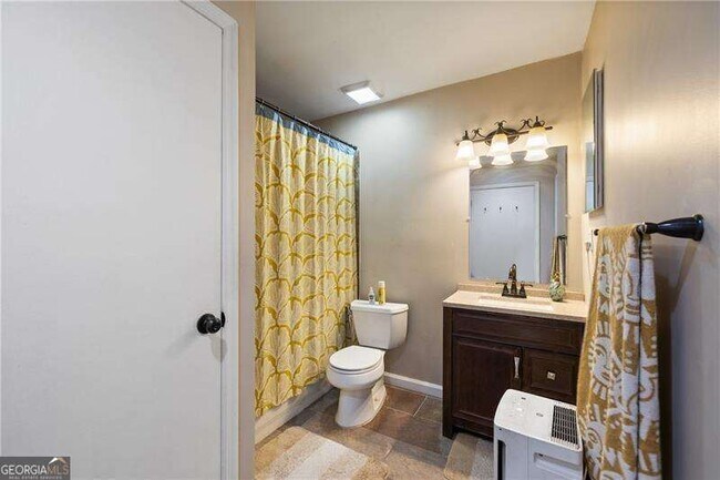 Building Photo - 2674 Farmstead Rd