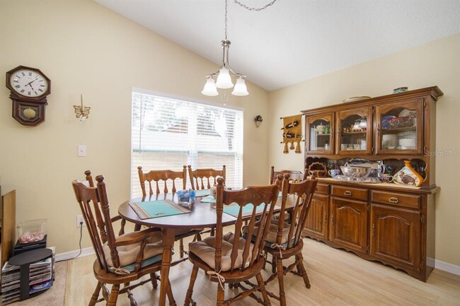 Building Photo - 37146 Highland Bluff Cir