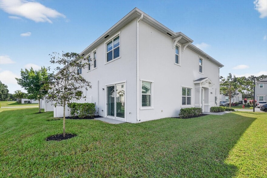 Building Photo - 4645 Meyerson Pl