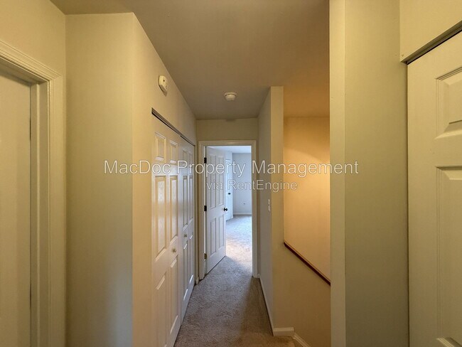 Building Photo - 11185 Kensington Pl
